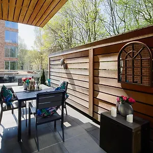 Springfield Four Apartment Harrogate